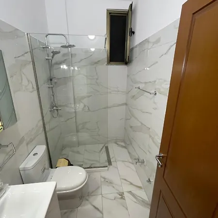 At 3* Berat
